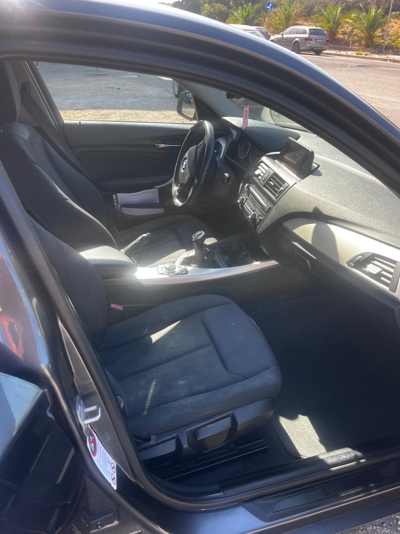 BMW 116d 115cv 2014 Manuale navigatore