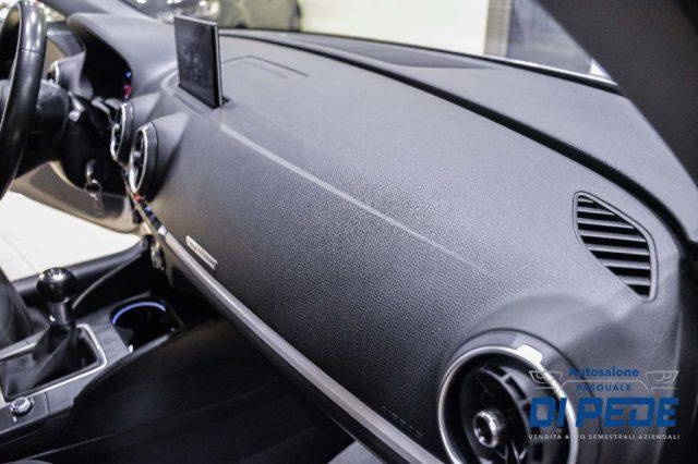 AUDI A3 SPB 30 TDI Business