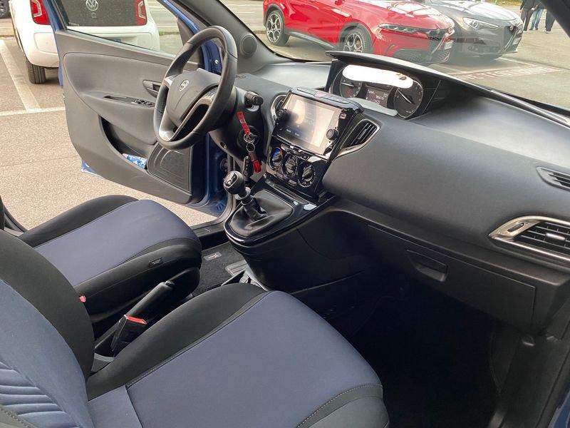 Lancia Ypsilon Ypsilon 1.2 69 CV 5 porte GPL Ecochic Silver