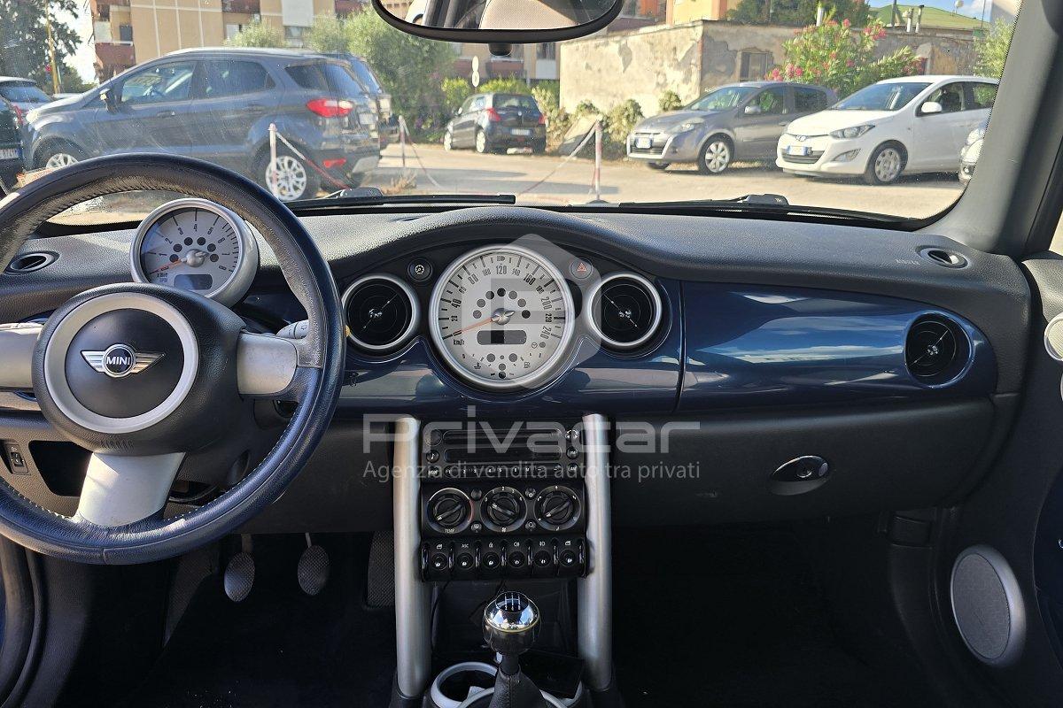 MINI Mini 1.6 16V Cooper Checkmate