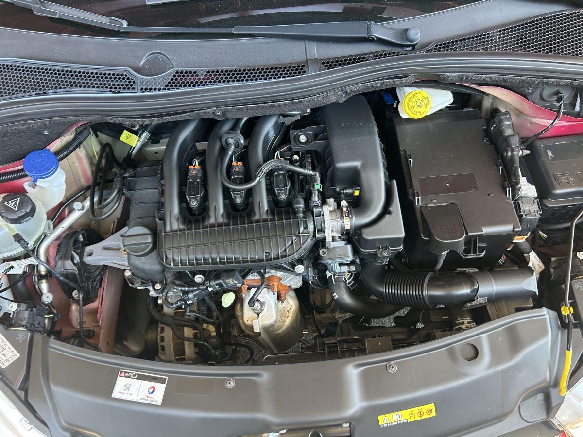 PEUGEOT - 208 - 1.2 VTi 82 CV 5p. Allure