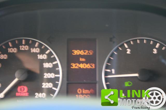 MERCEDES-BENZ A 180 CDI Elegance