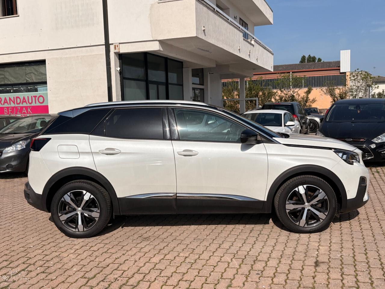 Peugeot 3008 BlueHDi 130 S&S Active