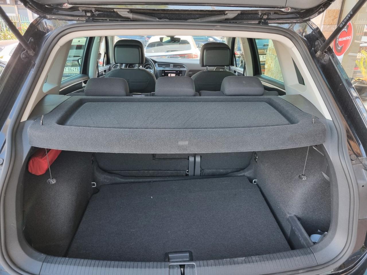Volkswagen Tiguan II 2021 2.0 tdi Life 122cv