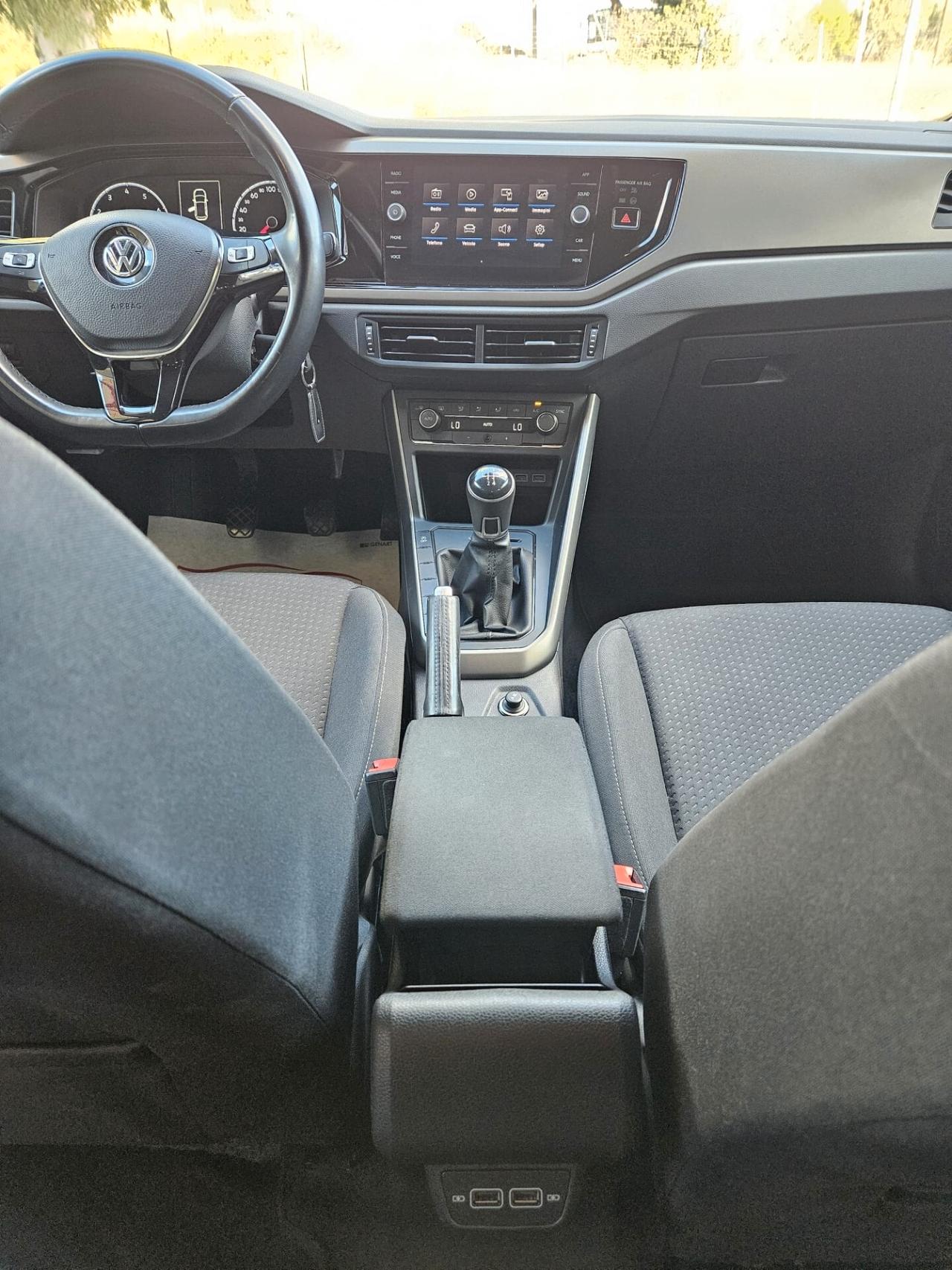 Volokswagen Polo 1.0 benzina 70kw 94cv