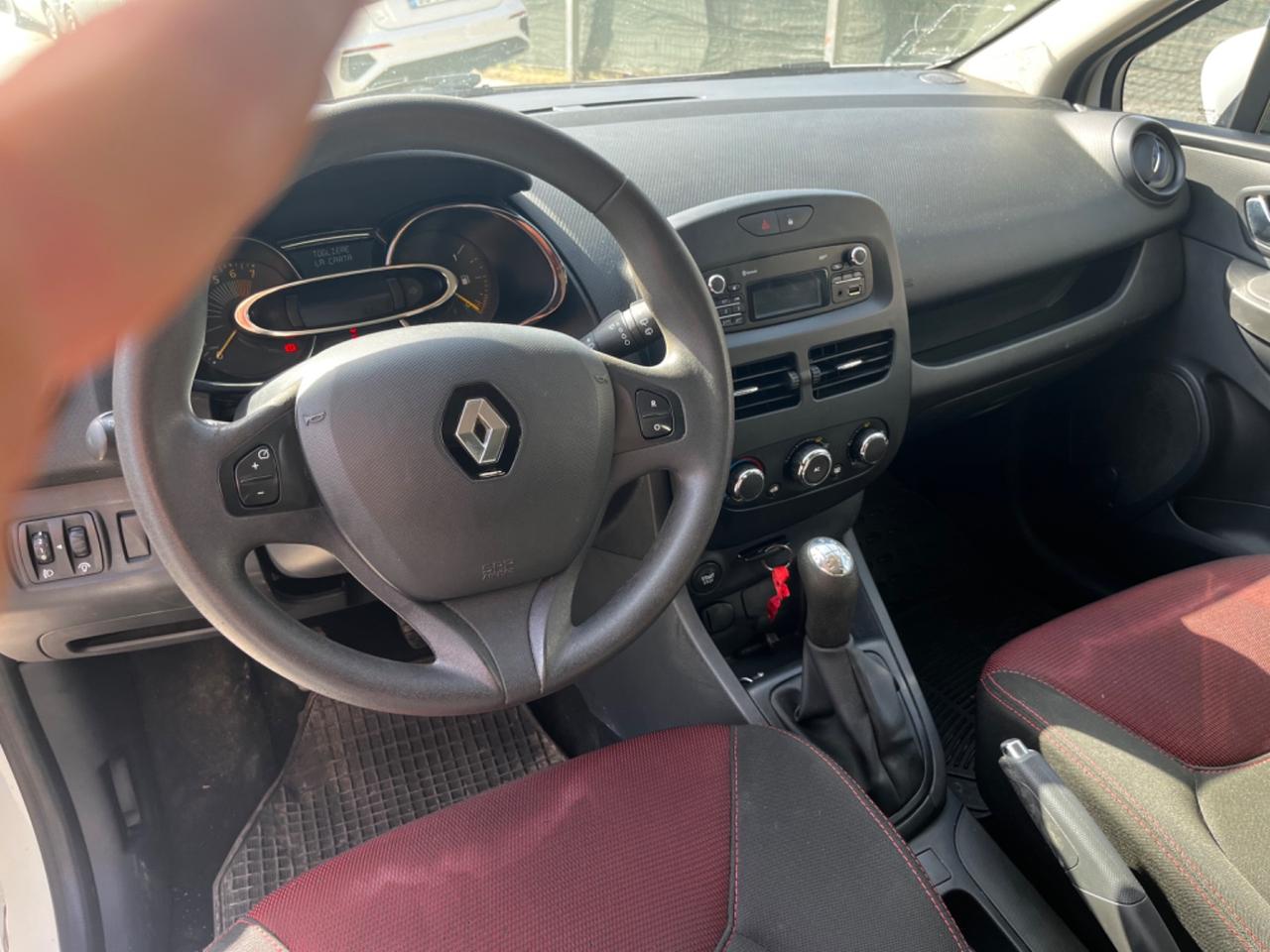 Renault Clio 1.2 75CV 5 porte Wave