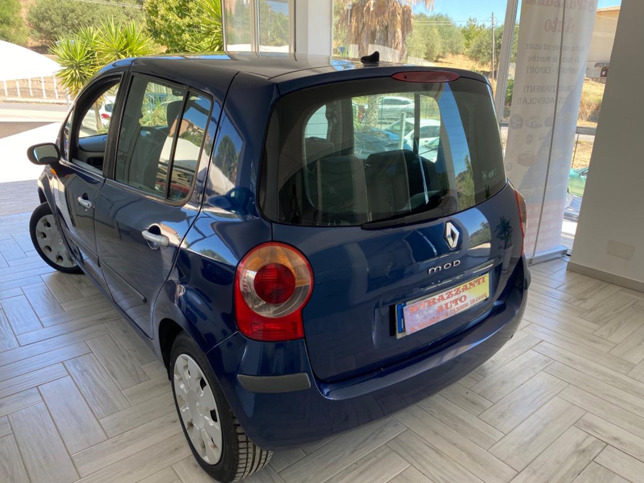 Renault Modus 1.5 dCi 85CV Confort Dynamique2006
