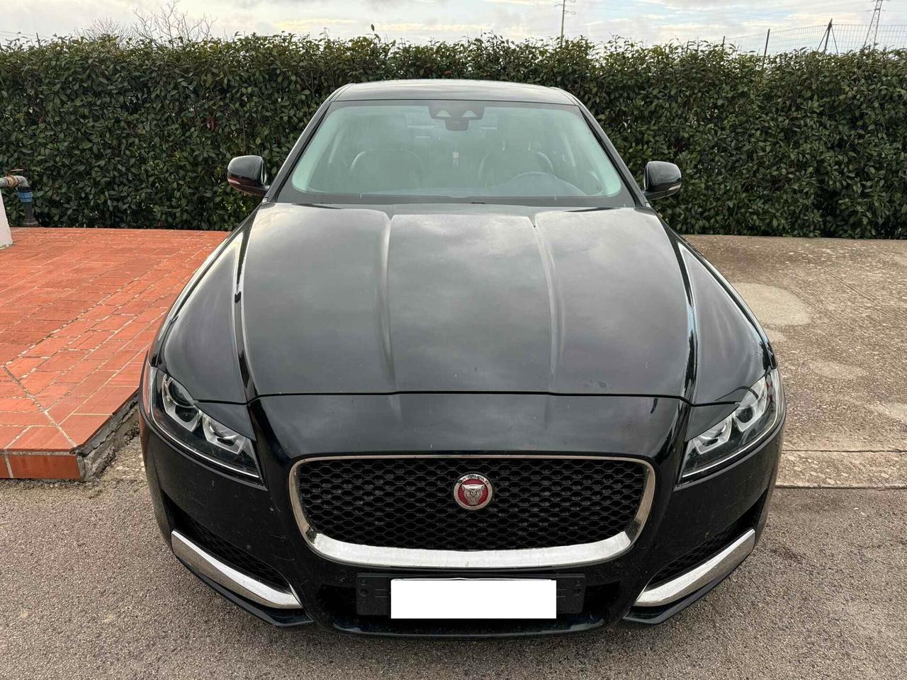 Jaguar XF 2.0 D 180 CV Motore Rotto