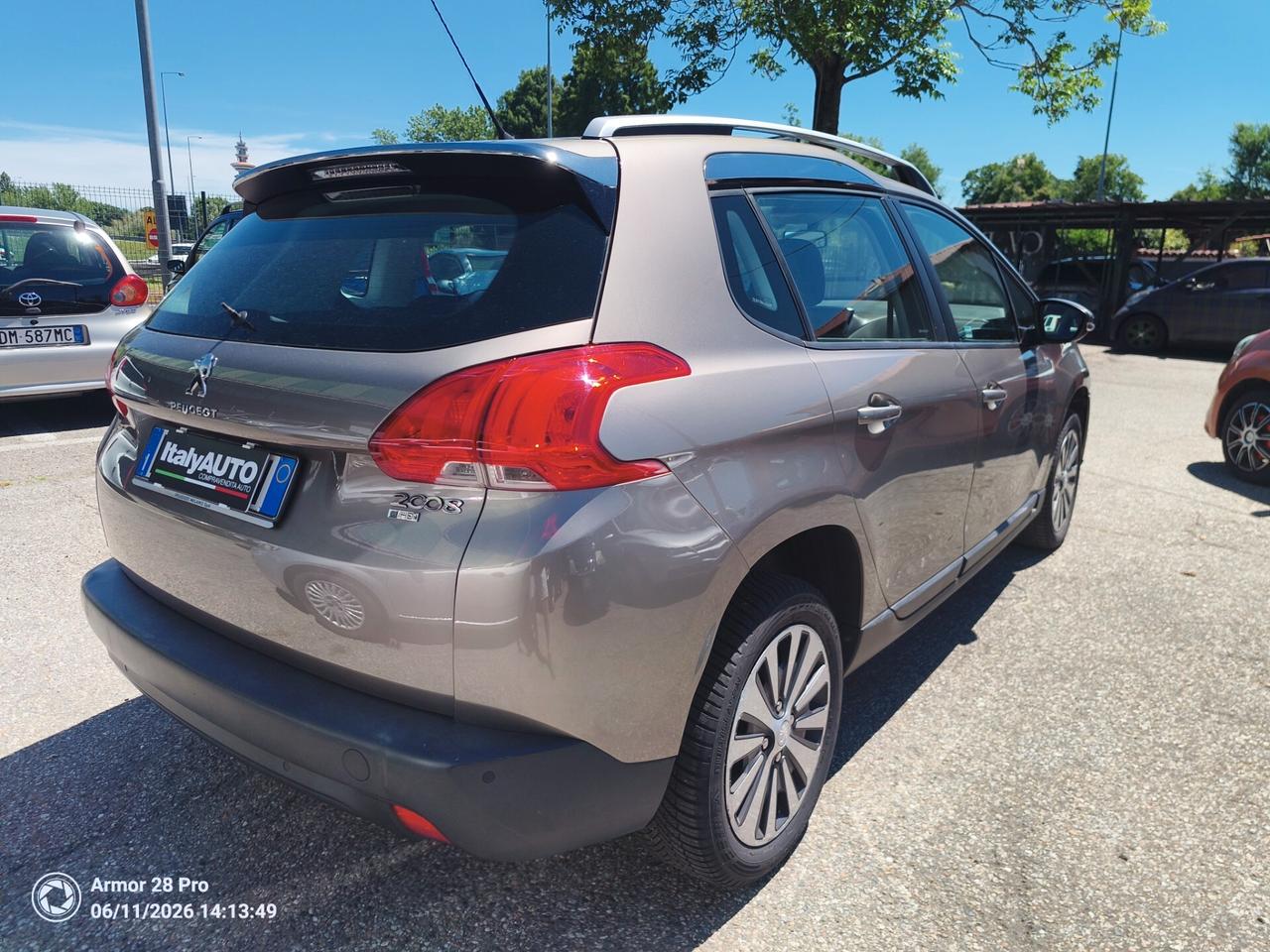 Peugeot 2008 1.2 e-VTi 82CV Stop&Start robotizzato Active