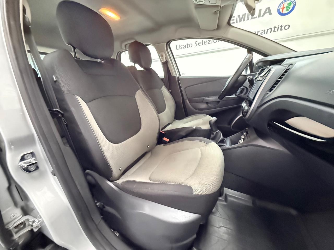 Renault Captur 1.5 dCi 8V 90 CV Energy Iconic Neopatentati 12/2015 Euro 6B