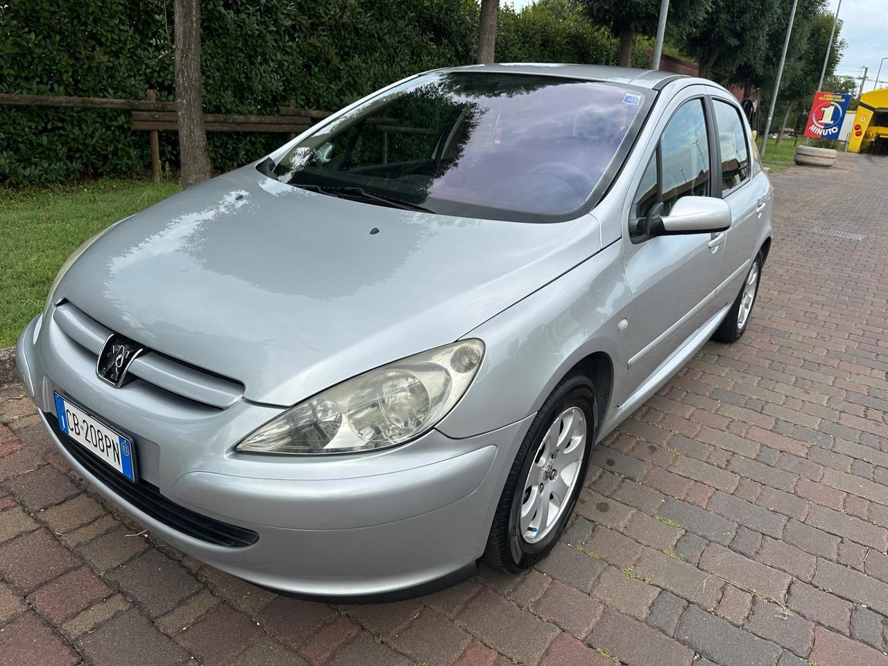 Peugeot 307 benz/GPL 2003 NEOPATENTATI