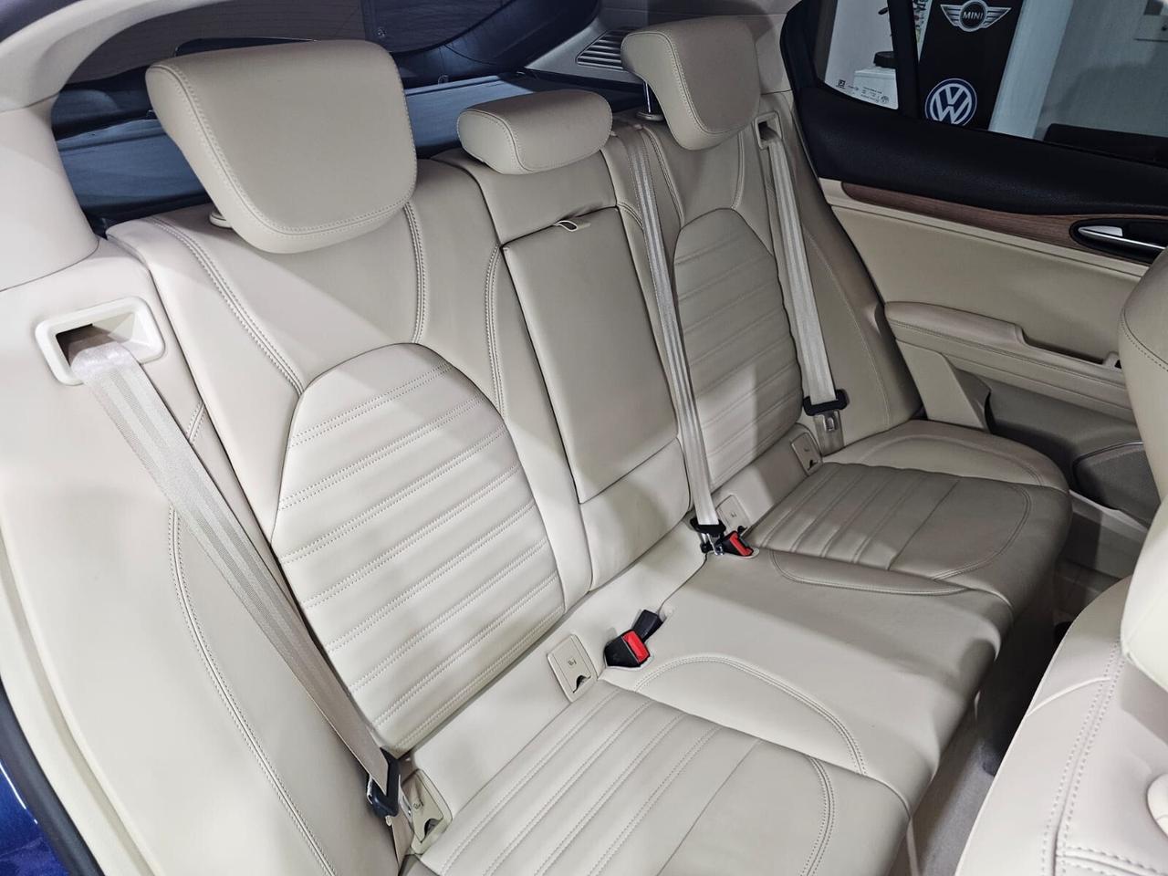 Alfa Romeo Stelvio 2.2 AT8 Q4 210 CV Executive