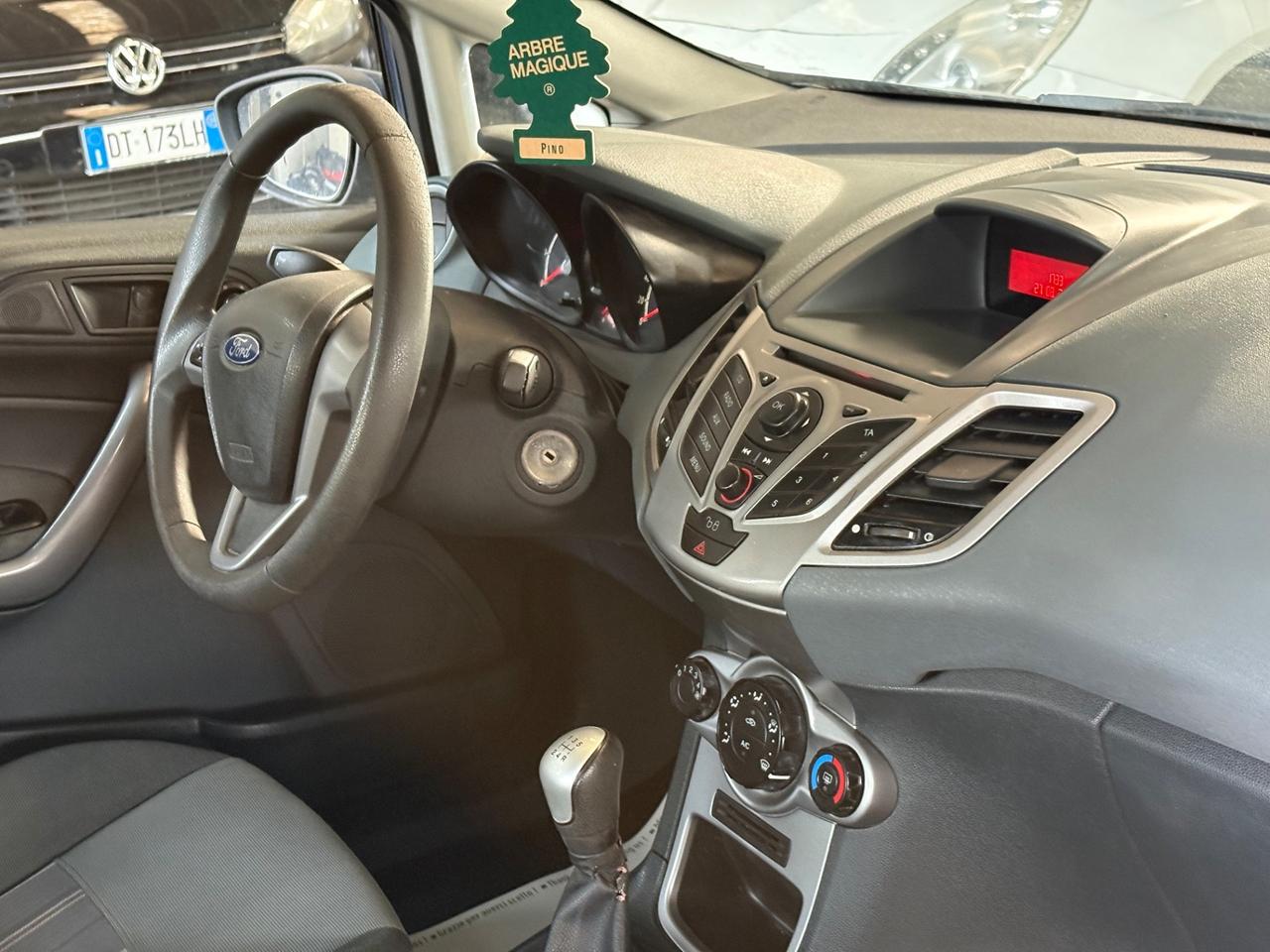 Ford Fiesta 1.4 5 porte Bz.- GPL Titanium