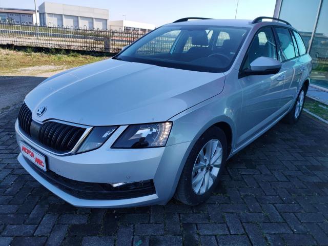 Skoda Octavia Octavia Wagon 1.5 g-tec Executive 130cv dsg