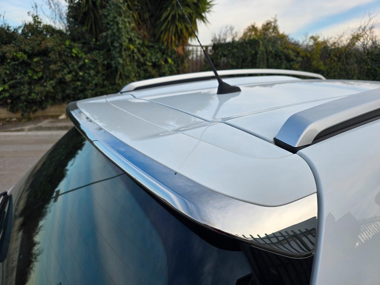 PEUGEOT 2008 ALLURE 1.6 HDI 2017 STRAFULL NUOVA