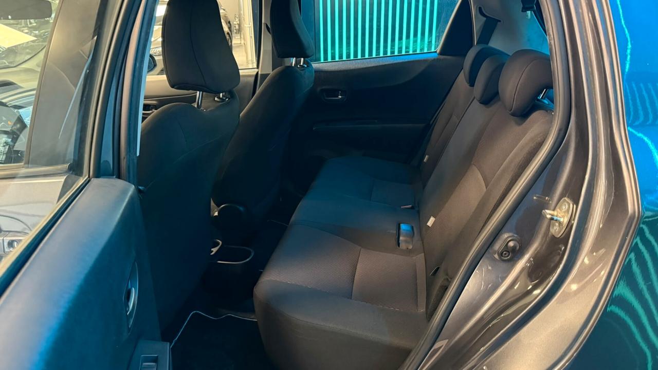 TOYOTA YARIS 1.4 D 5 PORTE LOUNGE 2014