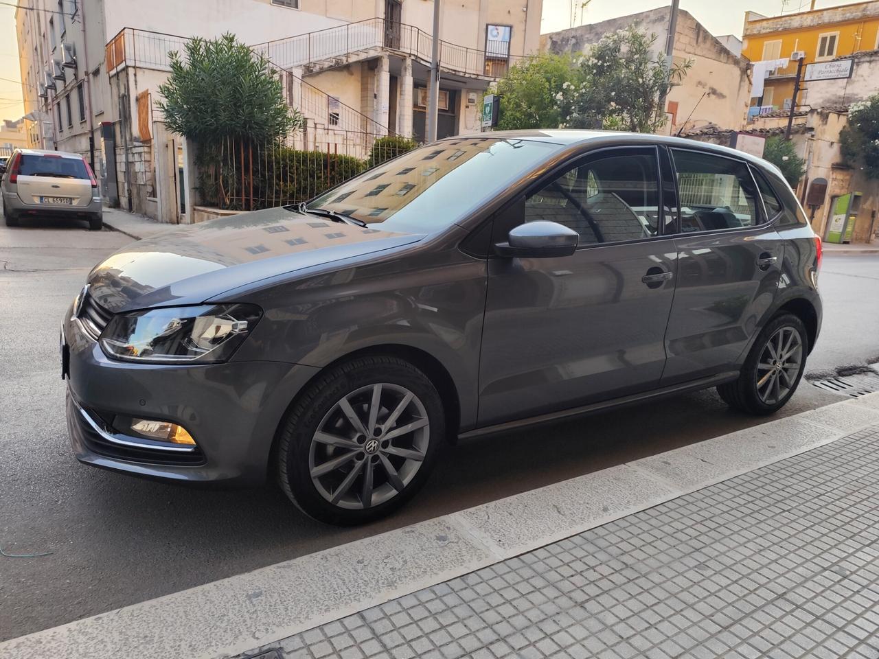 Volkswagen Polo 1.2 TSI DSG 90CV CAMBIO AUTOMATICO