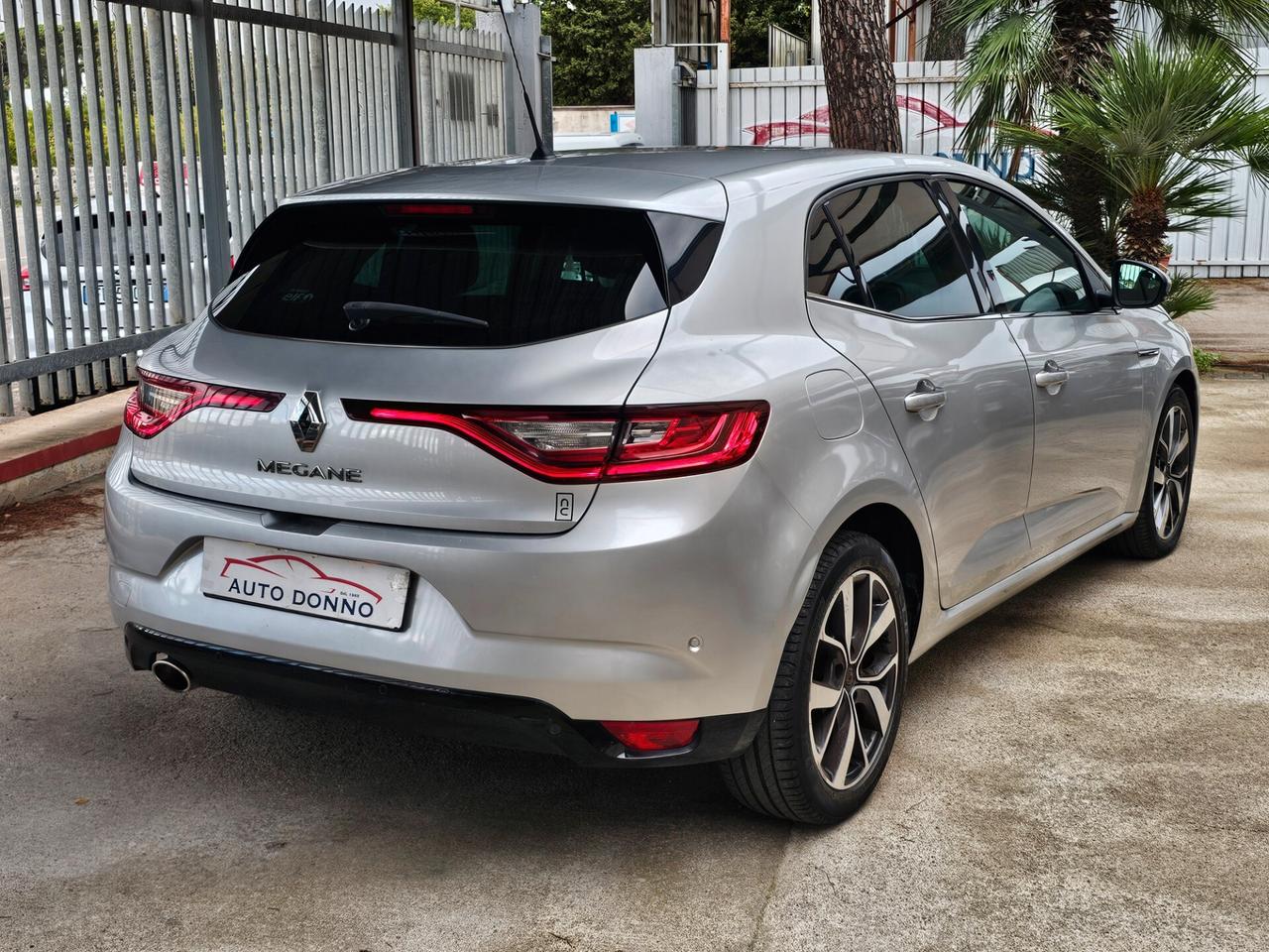 Renault Mégane 1.5 dCi 110 CV EDC Energy Bose 5p