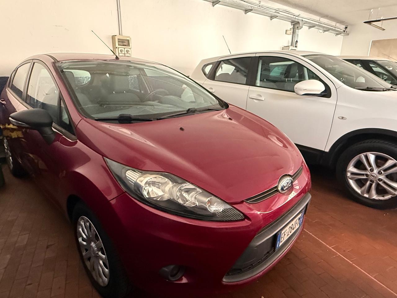 Ford Fiesta 1.4 5 porte Bz.- GPL Titanium