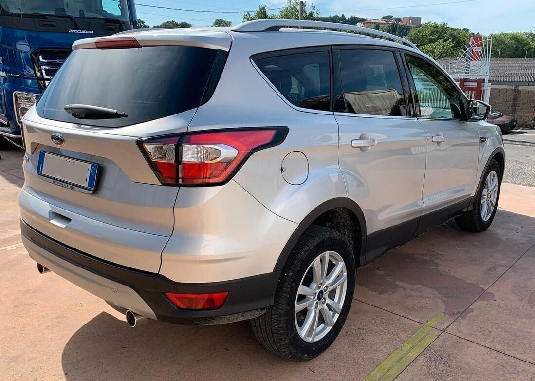 Ford Kuga 1.5 TDCI 120CV S&S Cambio automatico