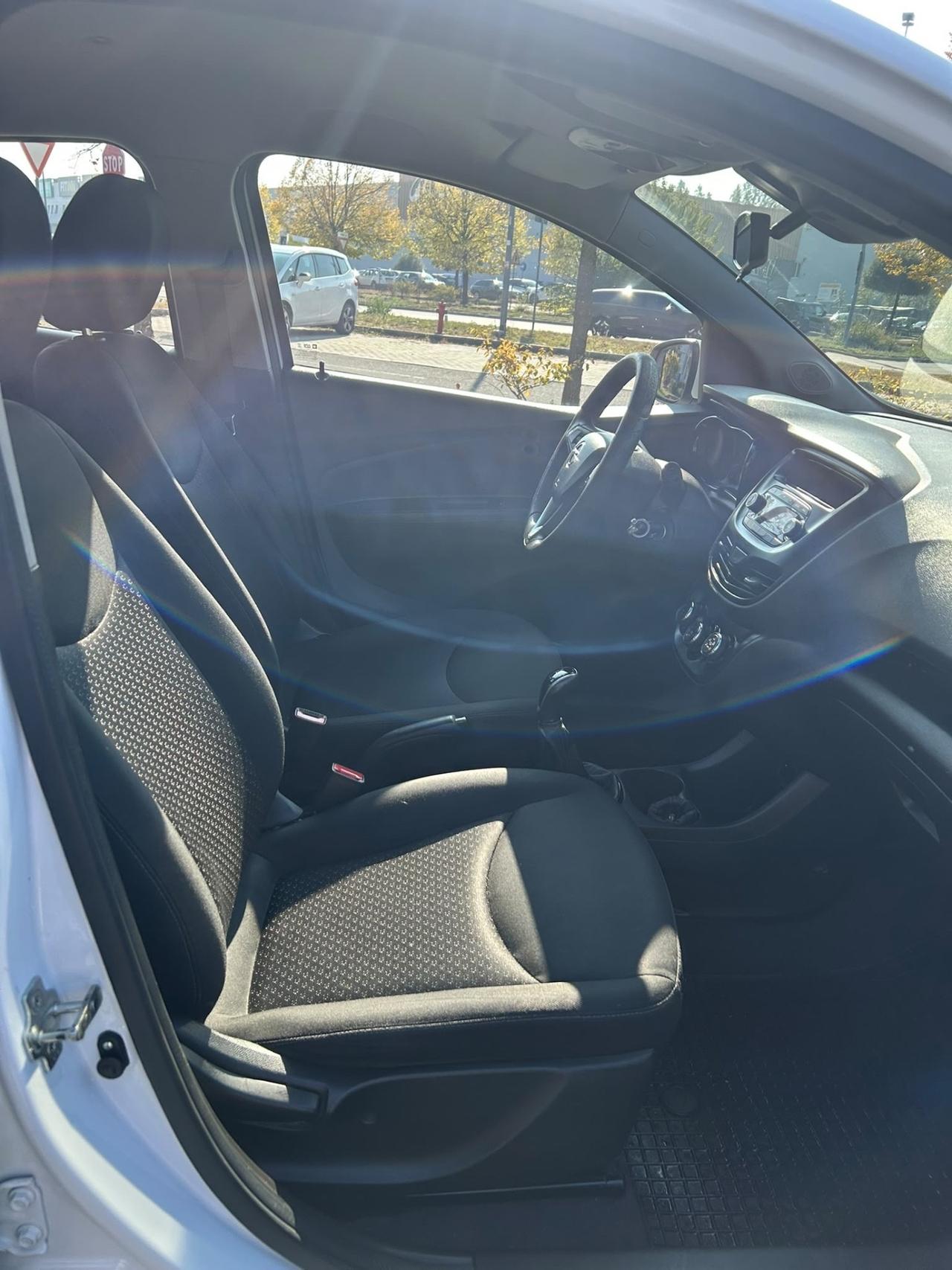 Opel Karl 1.0 73 CV GPL 2036 perfetto stato