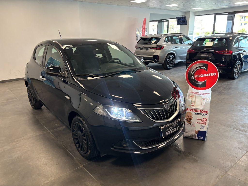 Lancia Ypsilon 1.0 Benzina Hybrid Ecochic Gold 5 Porte