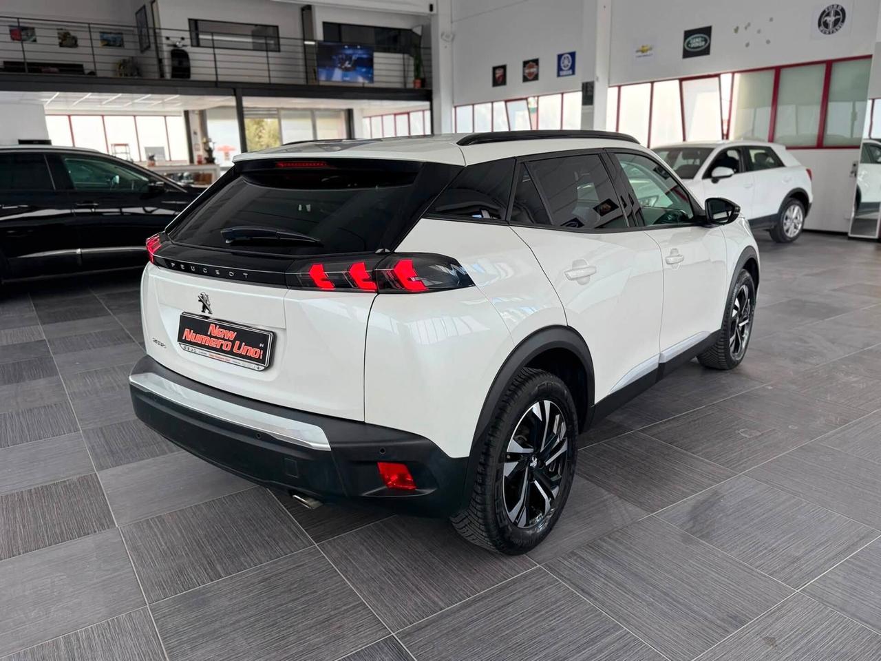 Peugeot 2008 BlueHDi 130 S&S EAT8 Allure Pack