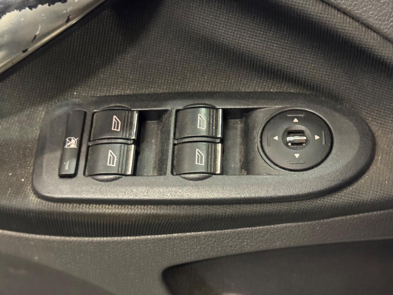 Ford C-Max 1.6 TDCi 90 CV Titanium