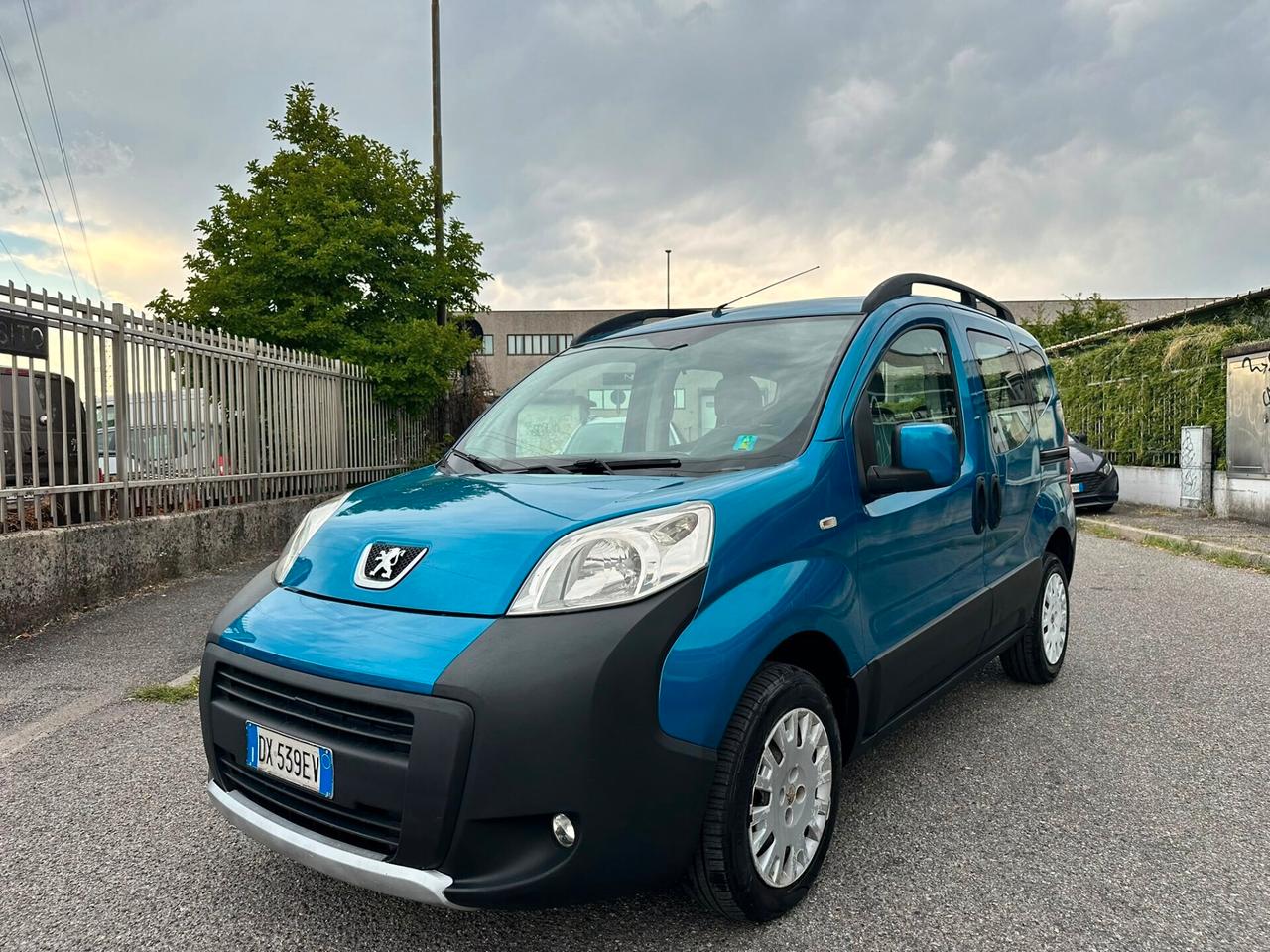 Peugeot Bipper Tepee 1.4 75CV Outdoor