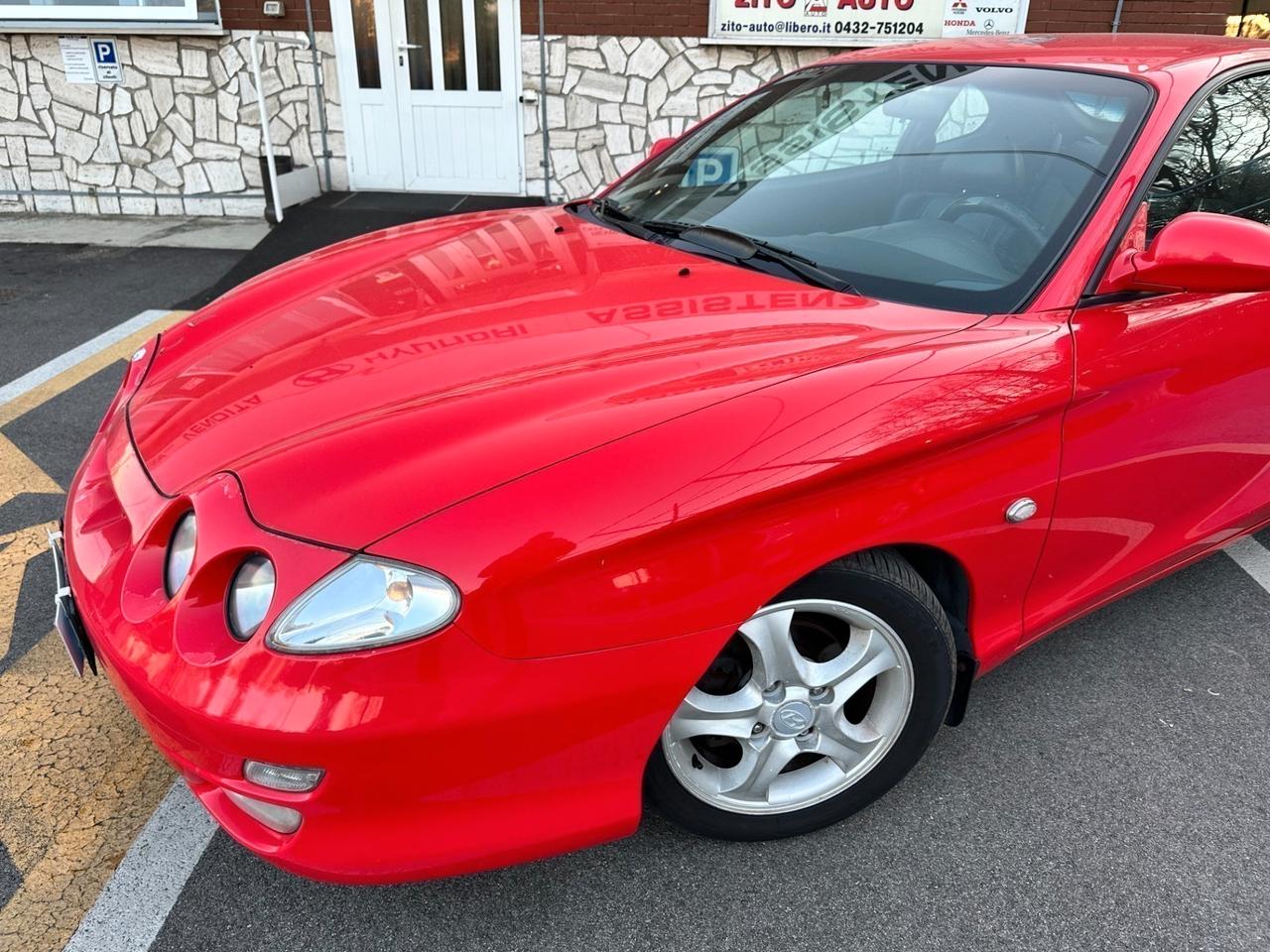 Hyundai Coupe 1.6i 16V cat