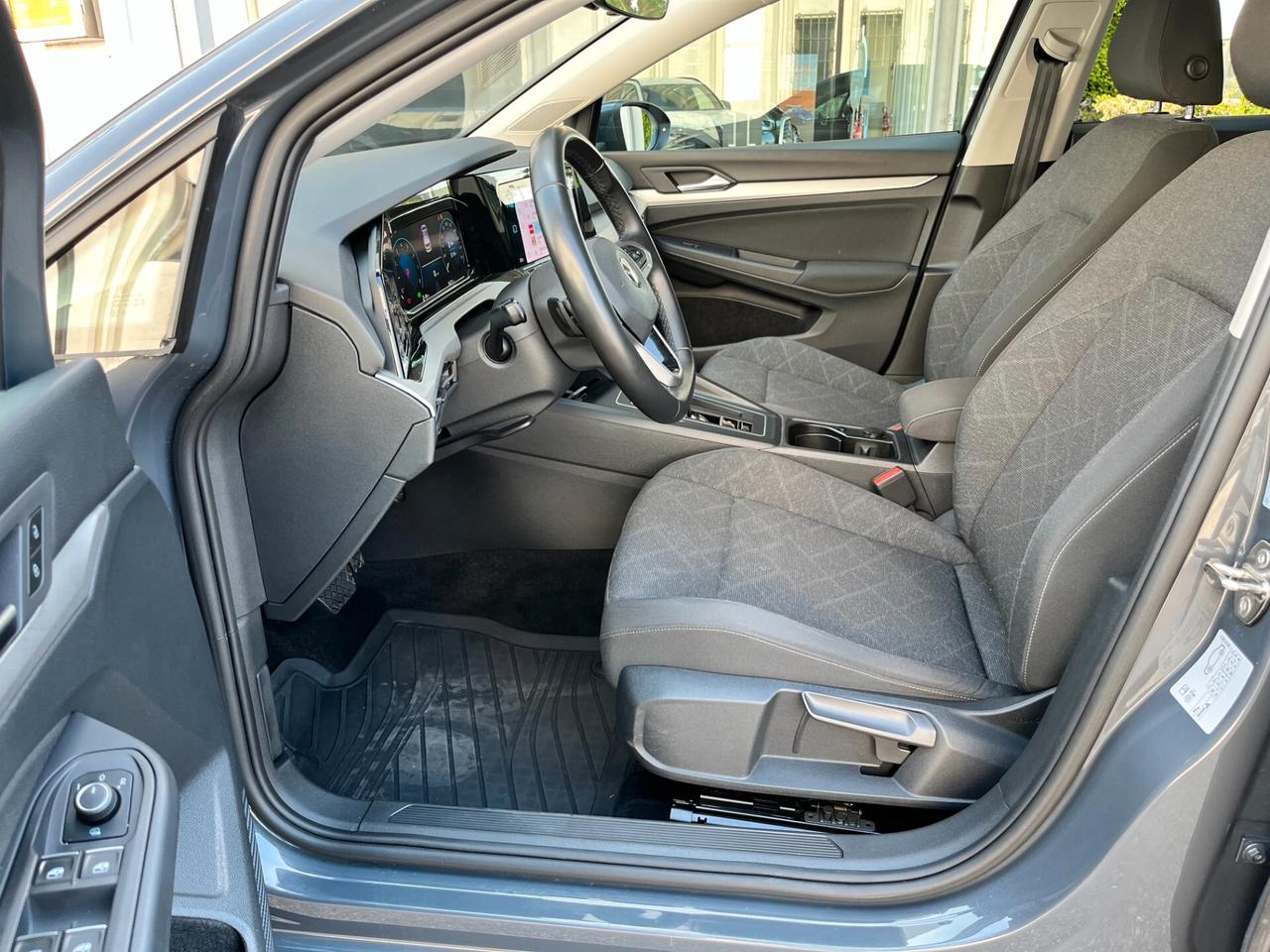 Volkswagen Golf 1.5 TGI DSG Style METANO