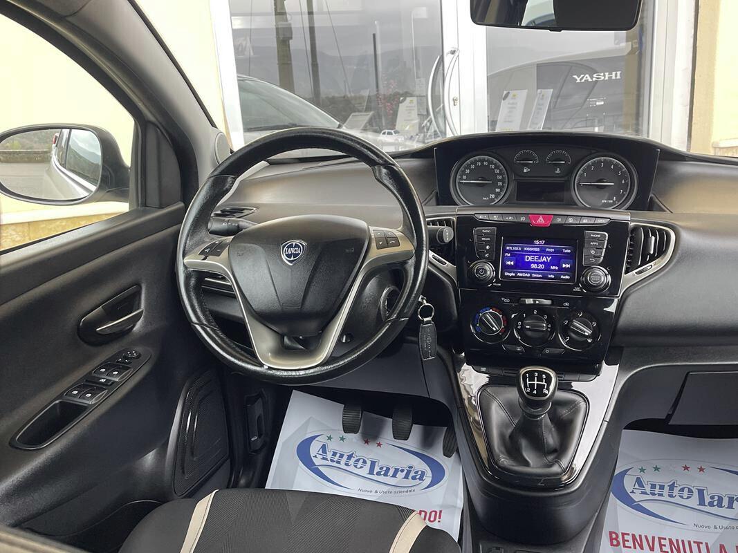 Lancia Ypsilon 1.2 69 CV Gold Plus Black and Noir - 70 Aziendale