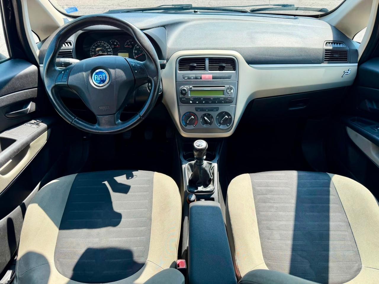 FIAT GRANDE PUNTO 1.2 BENZ - 5 PORTE-NEOPATENTATI