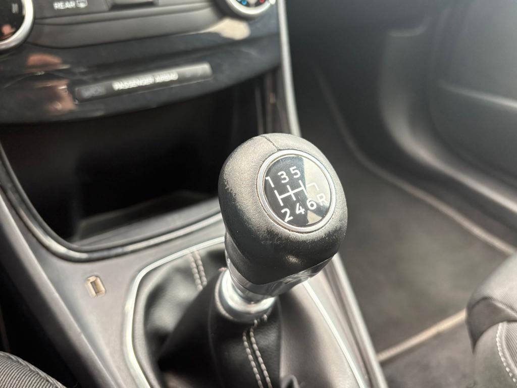 Ford Puma 1.0 IBRIDO/BENZ 125 CV Titanium