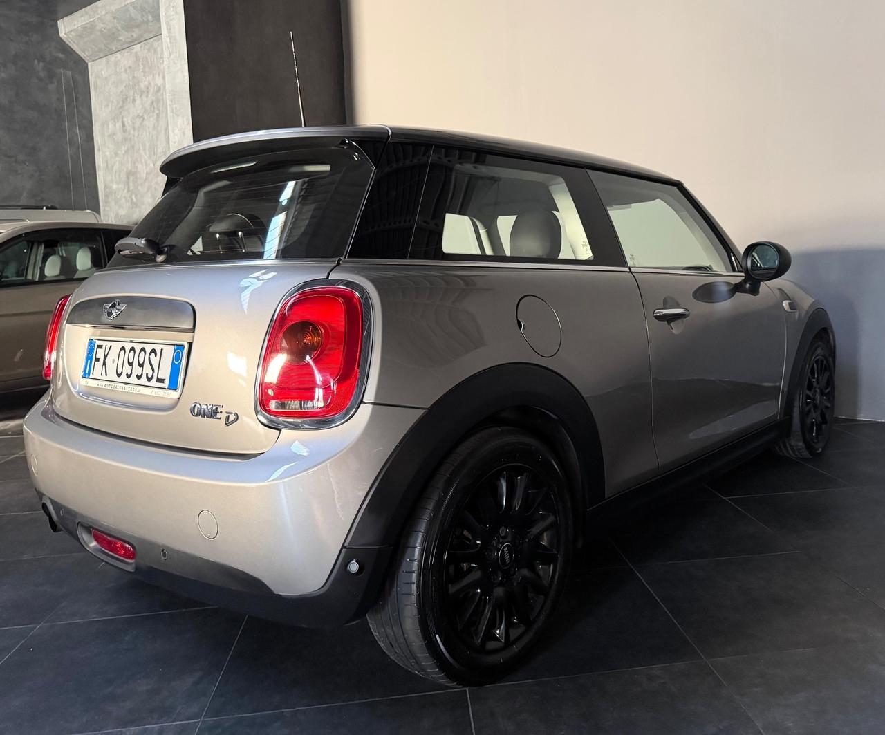 Mini 1.5 One D Hype ADATTA A NEOPATENTATI (EURO6)