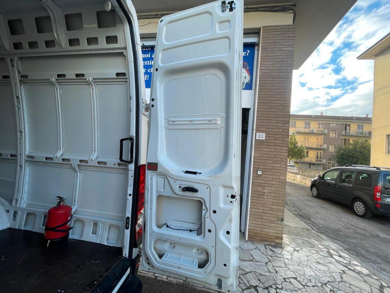 IVECO Daily 35 S15/2.3 V passo lungo tetto alto
