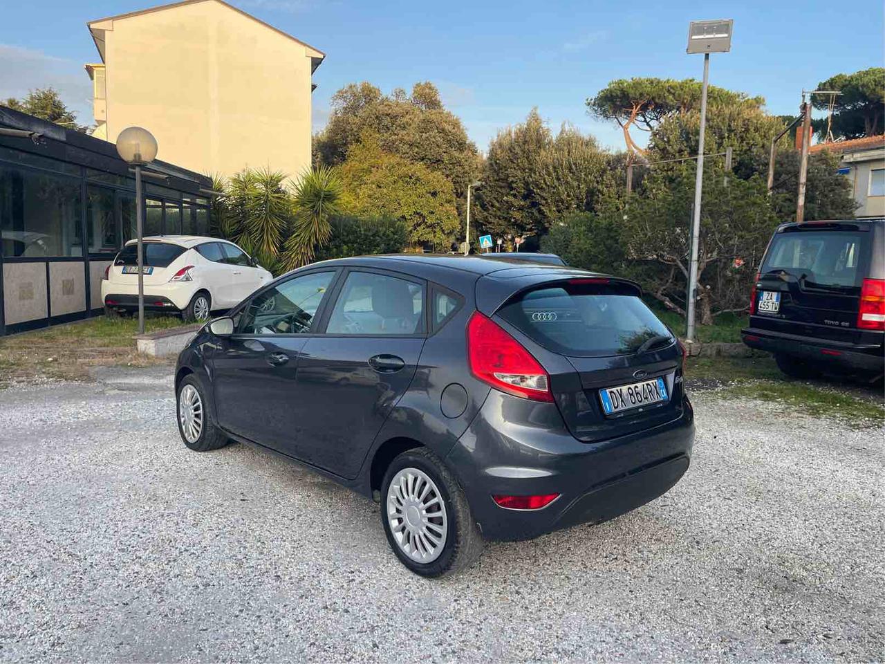 FORD FIESTA - GPL - TITANIUM