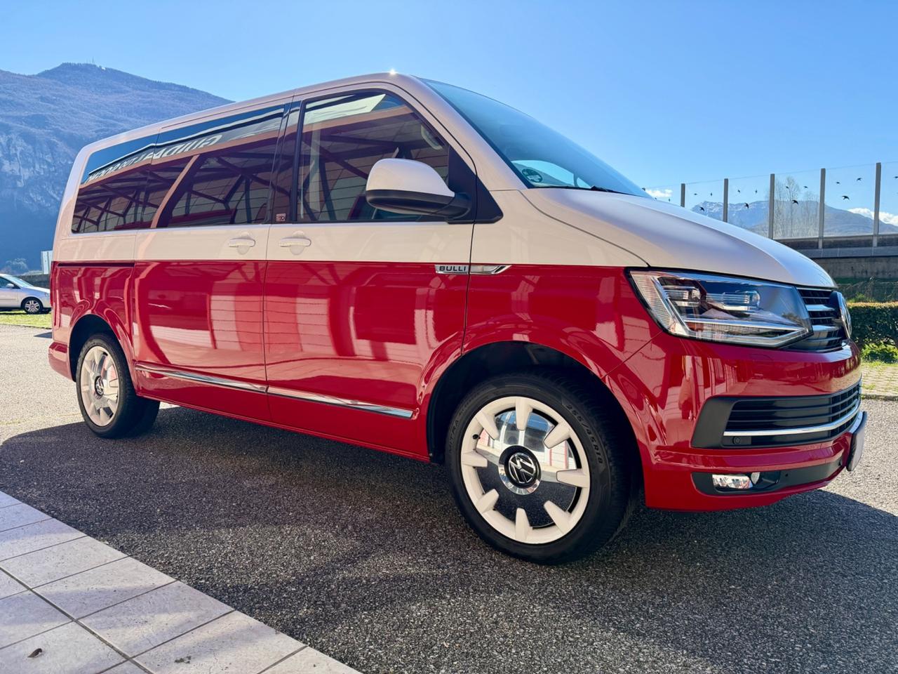 Volkswagen Multivan T6 - BULLI SIX GENERATION GANCIO TRAINO