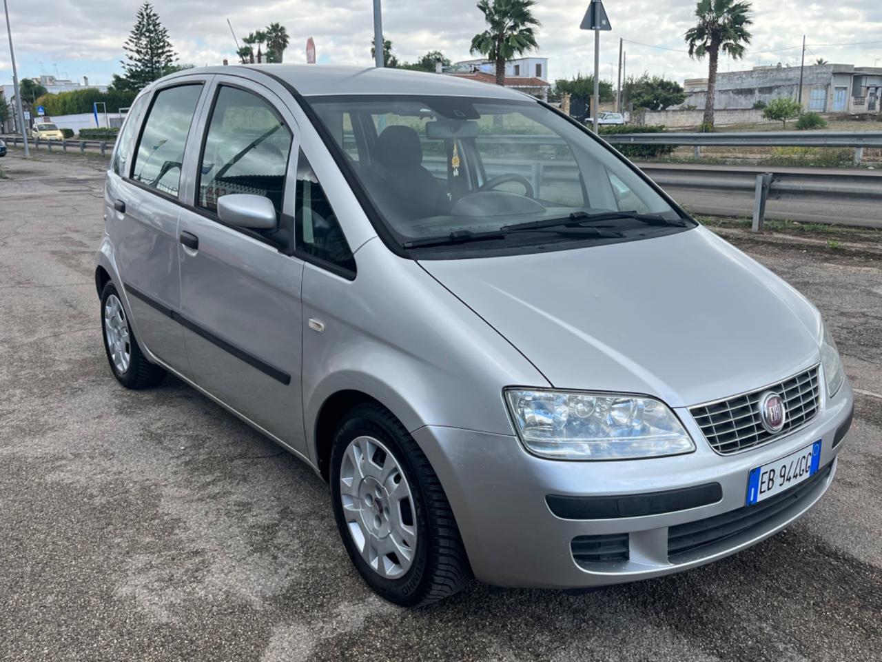 Fiat Idea 1.4 BlackEnergy GPL 2010