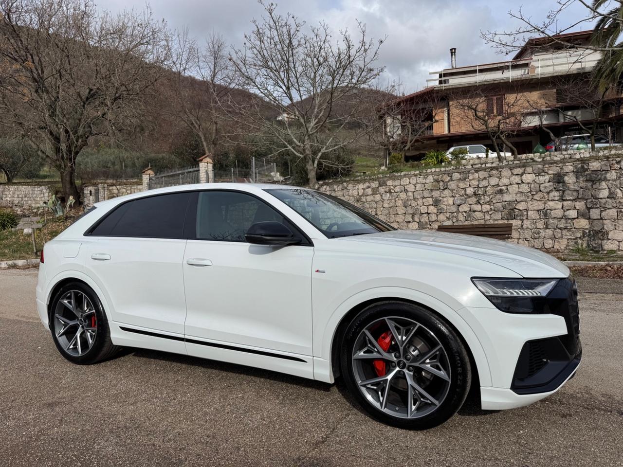 Audi Q8 50 TDI 286 CV quattro tiptronic Sport