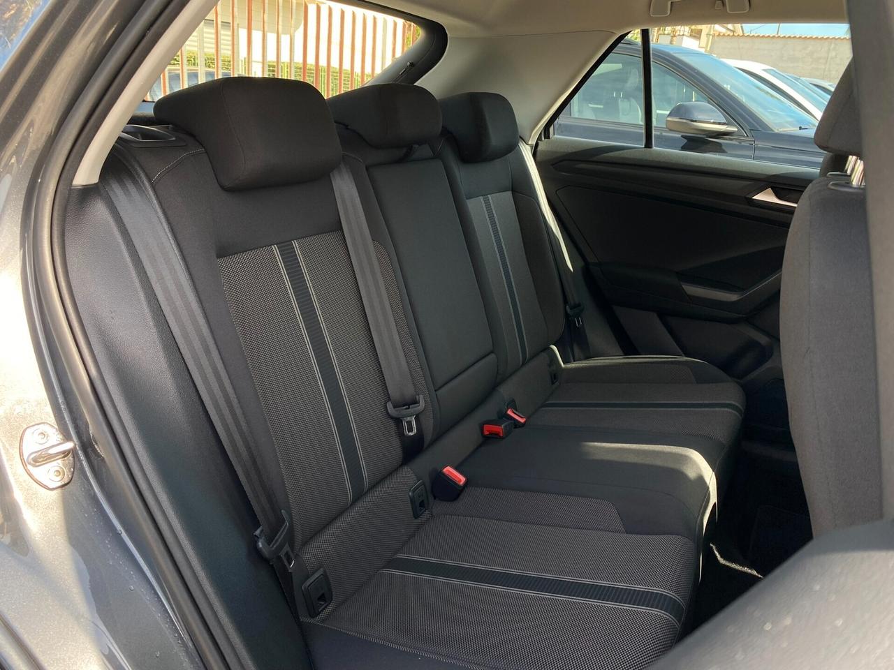 Volkswagen T-Roc Business 2.0 TDI 150CV DSG