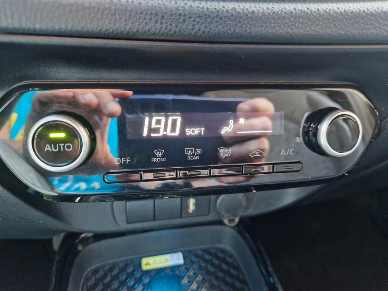 Toyota Aygo X 1.0 72cv Lounge - 1 Propr. - Tagliandi Certificati