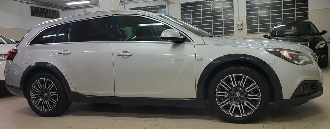 Opel Insignia 2.0 BiTurbo195CV CDTI 4x4 aut. Country Tourer SW