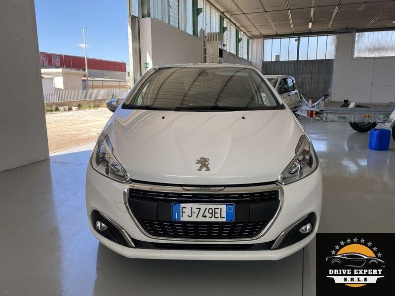 Peugeot 208 PureTech 82 5p. GPL Allure