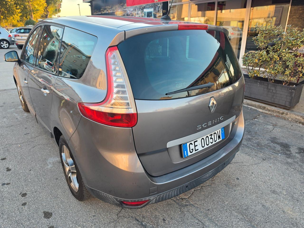 Renault Scenic Scénic 1.9 dCi 130CV Luxe
