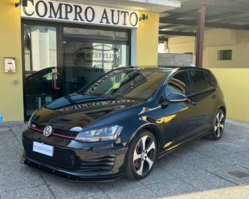 Volkswagen Golf GTI Performance 2.0 TSI 230cv