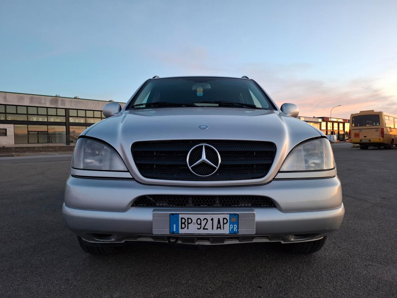 Mercedes-benz ML 270 turbodiesel cat CDI