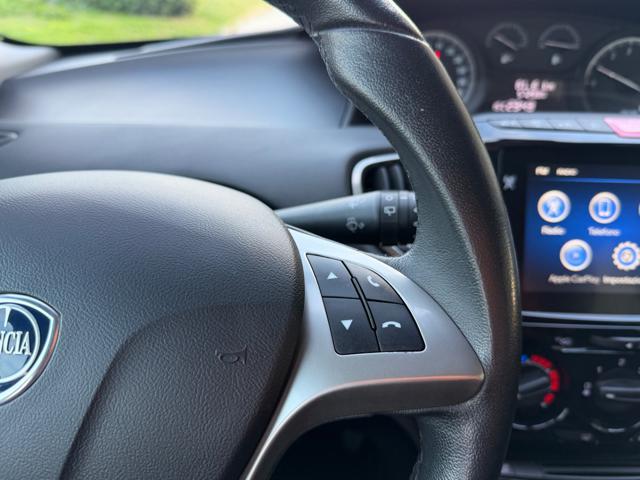 LANCIA Ypsilon HYBRID GOLD+NAVI+SENSORI PARK+5 POSTI