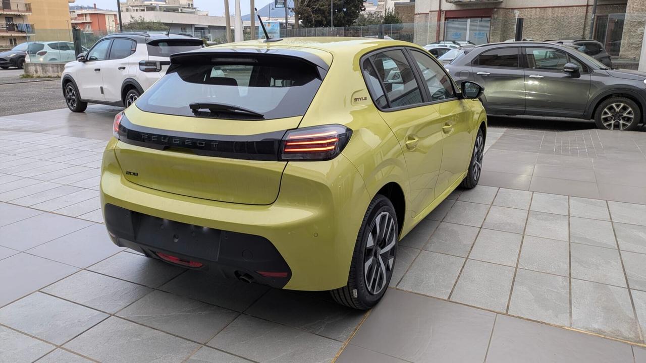Peugeot 208 100 STYLE
