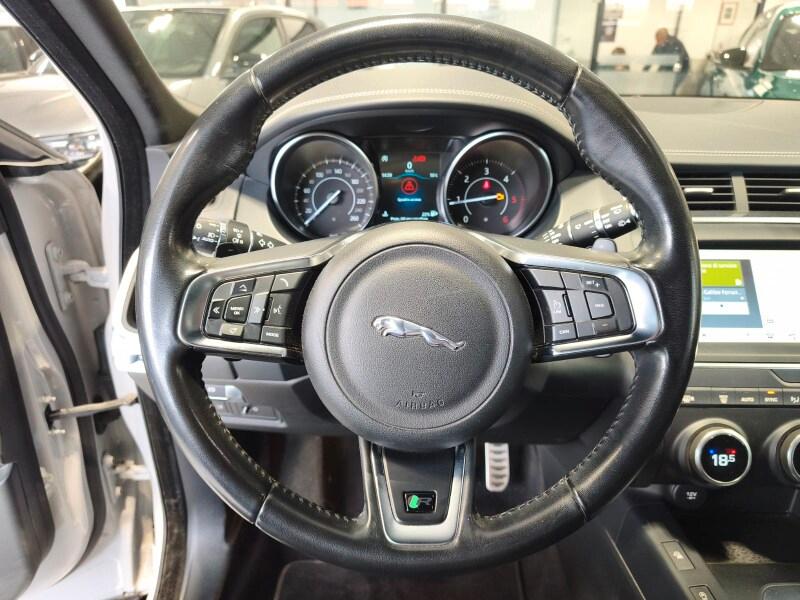 JAGUAR E-Pace (X540) E-Pace 2.0D 180 CV A...